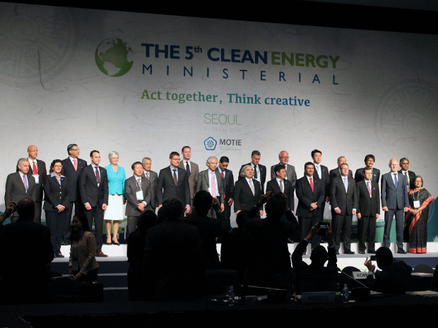 20140513-energiewende-made-in-germany-ein-exportschlager-auf-energiekonferenz-in-koreapropertybildbe